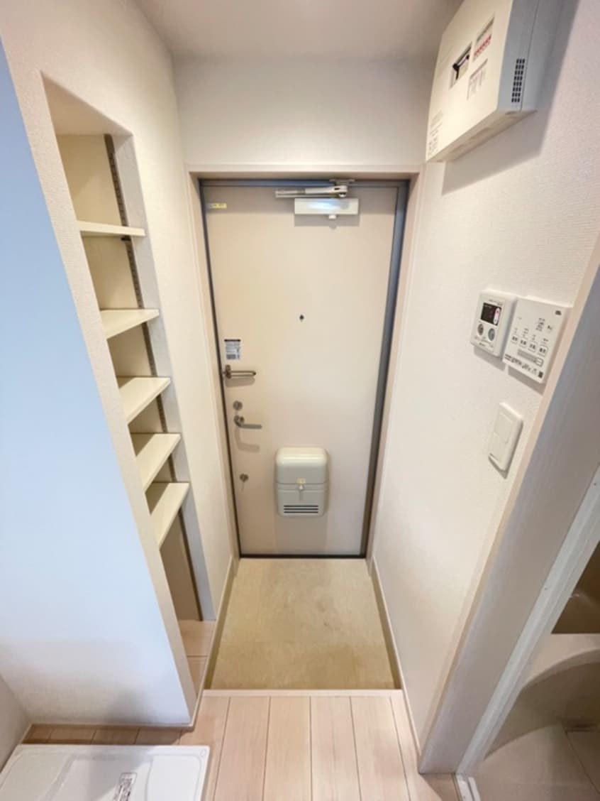 玄関 リブリ・スタ－コ－ト