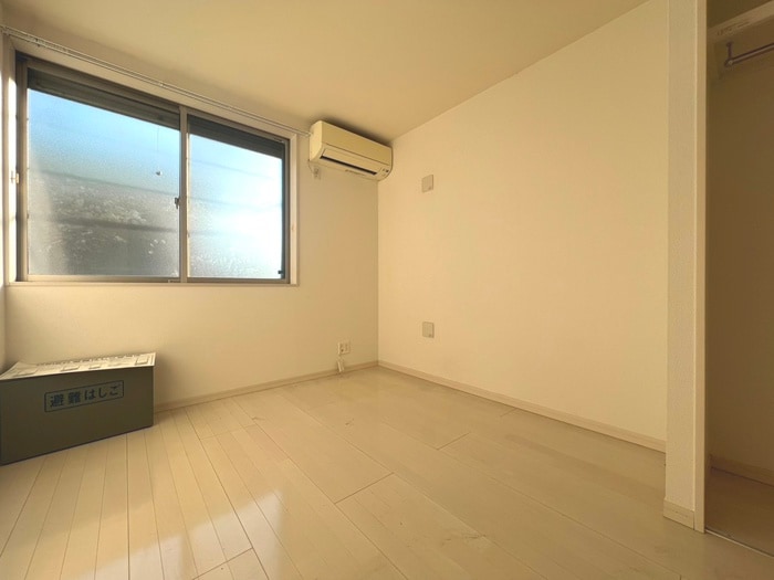 居室 ワイジェ西新井