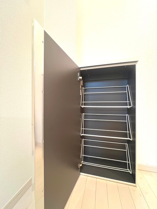 靴箱 ワイジェ西新井