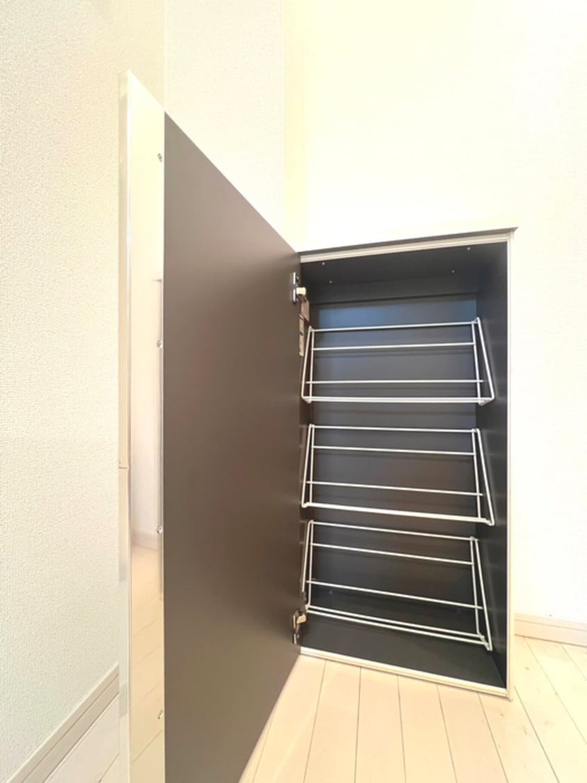 靴箱 ワイジェ西新井