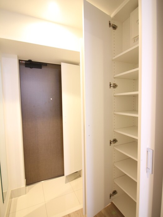 靴箱 ア－バネックス西新宿Ⅱ