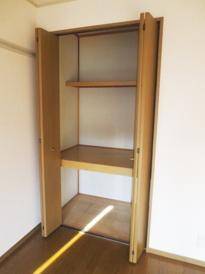 収納 フォルテーヌⅠ