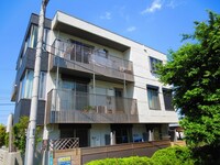 Ｙ′ｓ　ＨＯＵＳＥ