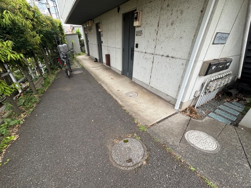 エントランス部分 Ｙ′ｓ　ＨＯＵＳＥ