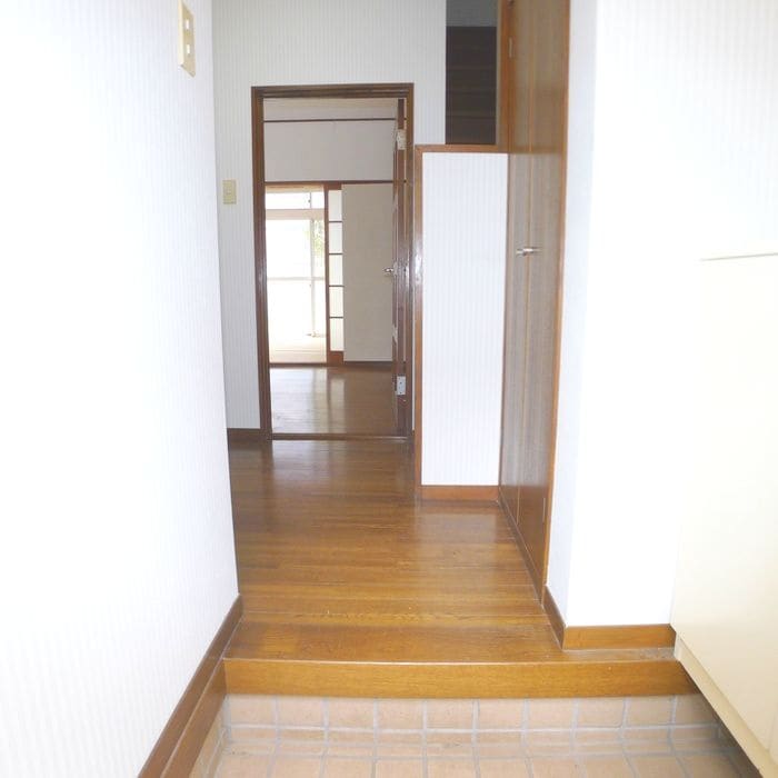 廊下 メゾンヴランシュ