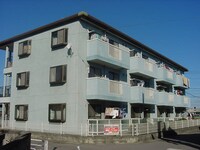 シャトル　関根