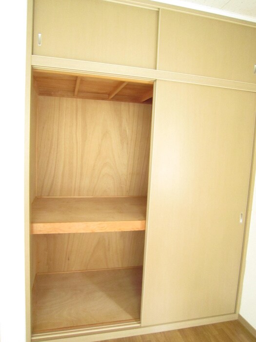 収納 レインボ－西谷Ｃ