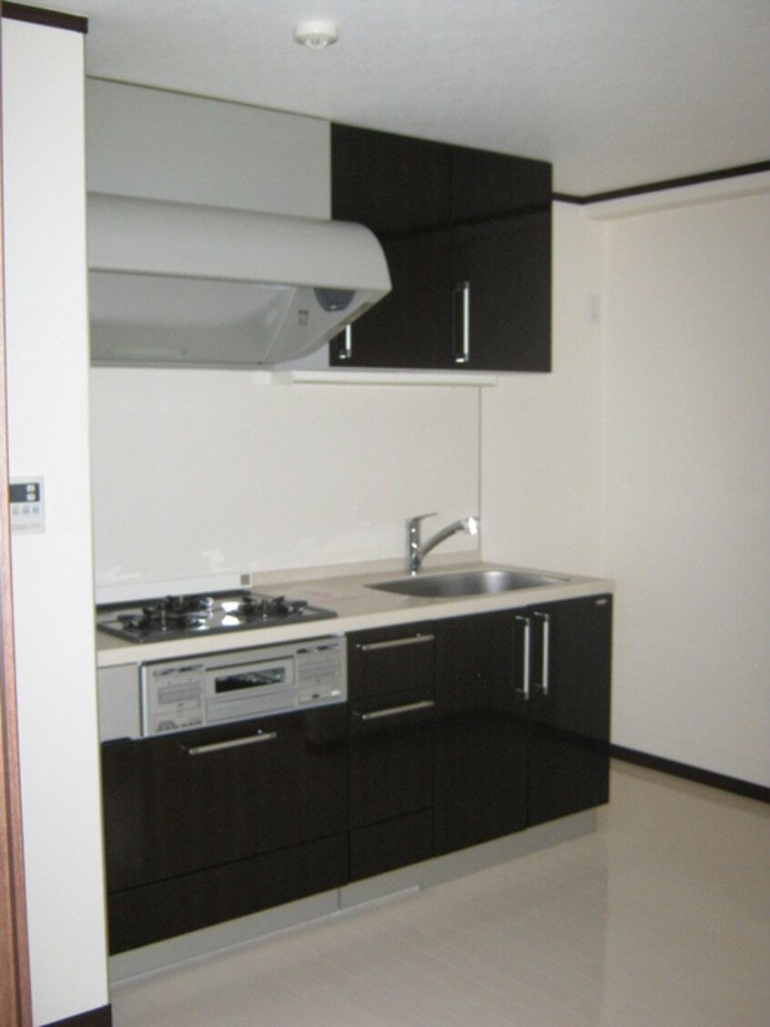 キッチン サーラ要町(205)