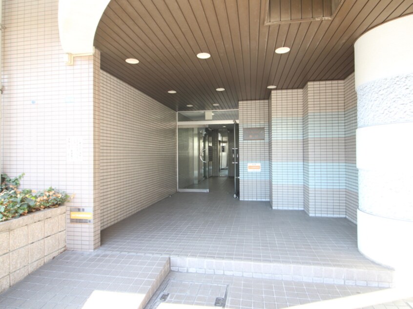 エントランス部分 パールハイツ黒川