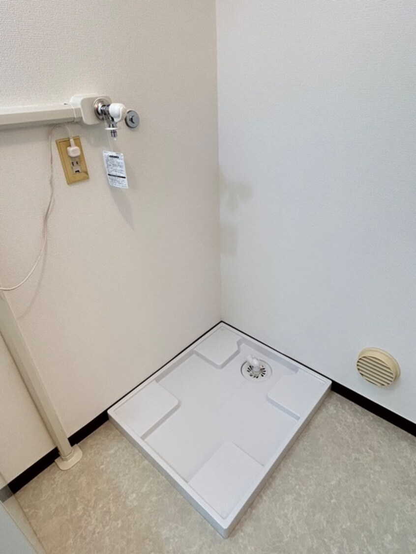 洗濯機置場 グレ－スナイン湘南