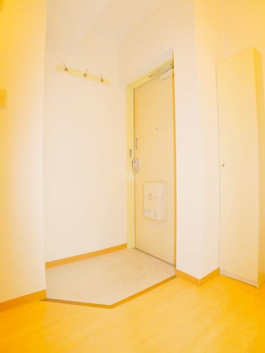 玄関 ジュネス桜田