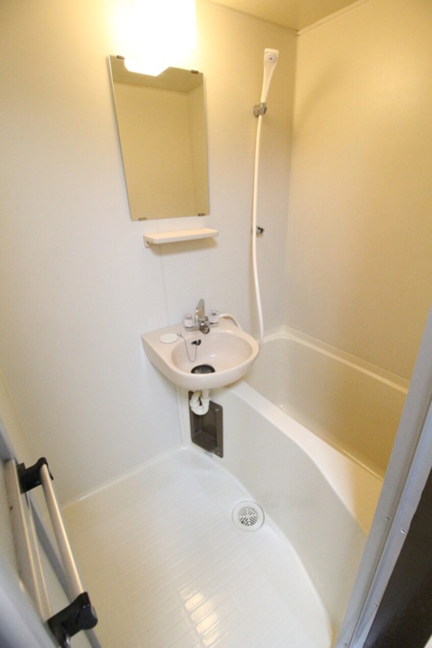 バス／シャワールーム等 高木ハイツ