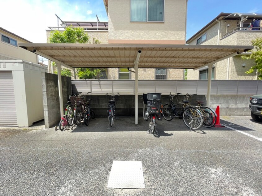 駐輪場 パストラーリⅡ