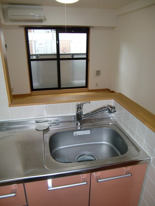 居室 フォンテ－ヌ