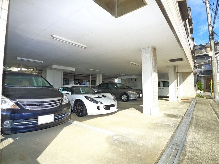 駐車場 ファミリ－北柏台