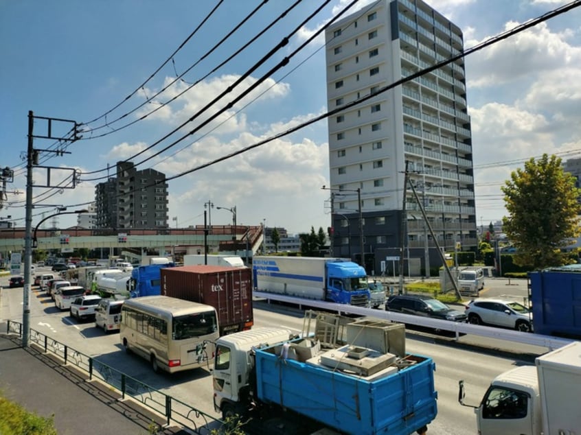 室内からの展望 グラナーデ谷原