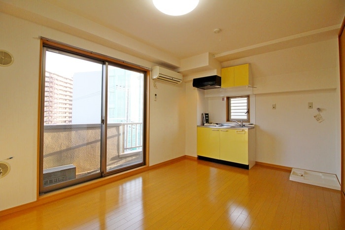 居室 ハイ・トリー・エス