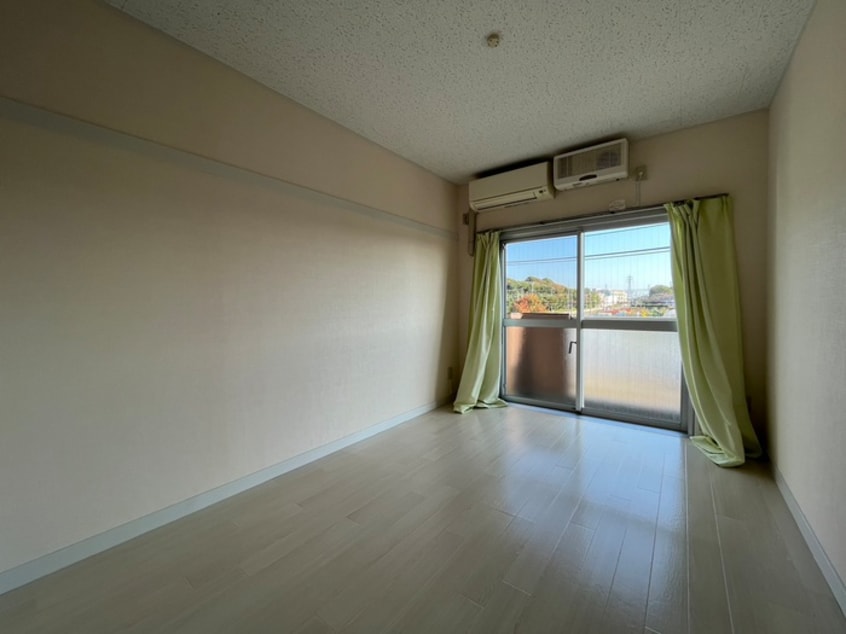 居室 ハイツ佐川