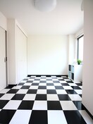 居室 オンワード中根