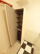 靴箱 オンワード中根