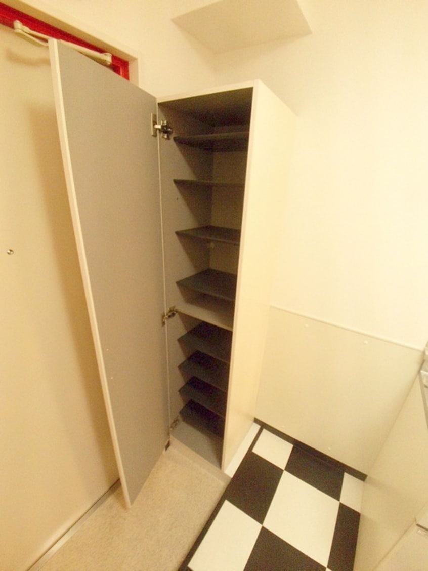 靴箱 オンワード中根