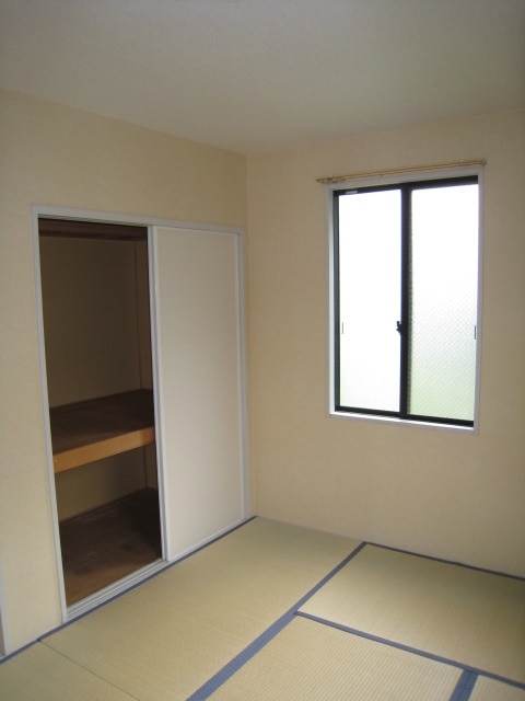 収納 ライフ東戸塚