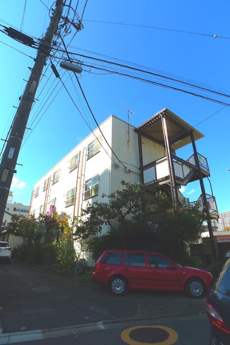 駐車場 神田マンション