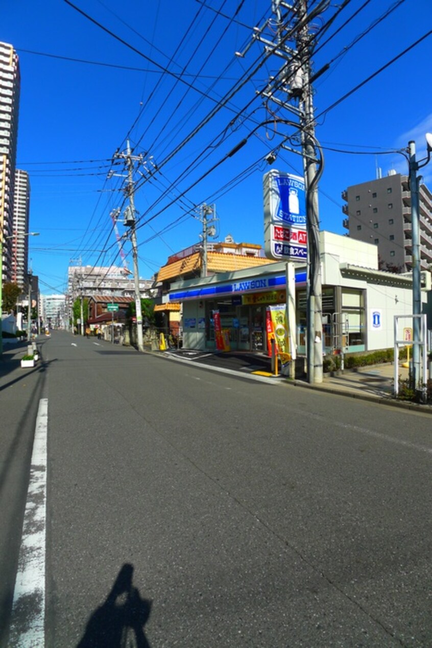 ローソン(コンビニ)まで10m 神田マンション