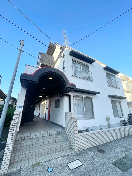 エントランス部分 ルミエール市川