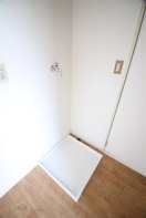 洗濯機置場 フォ－ブル日高