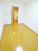 居室 アートストリート新井