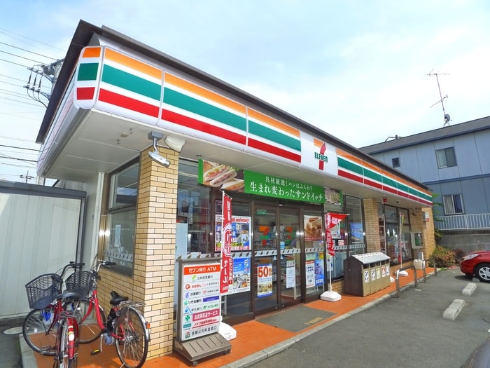 セブンイレブン(コンビニ)まで154m Fleurir松戸