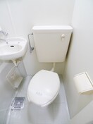 トイレ ドゥジェ－ム・シェロス