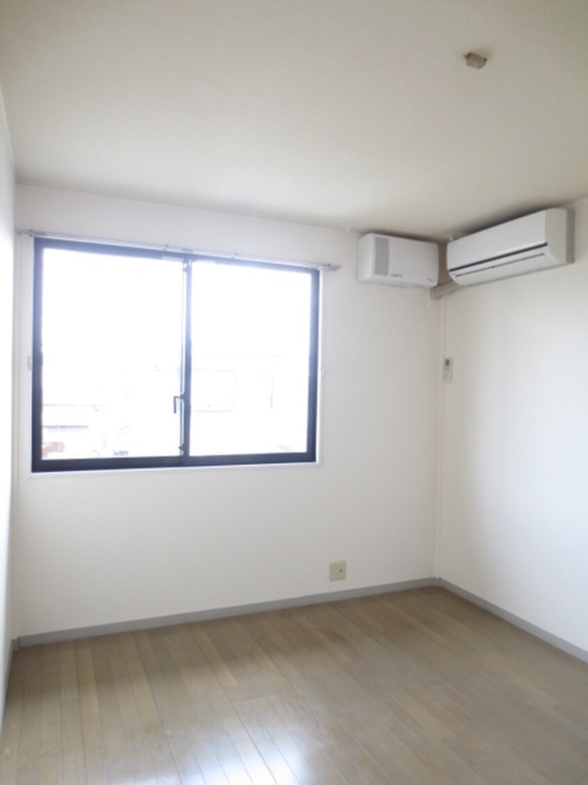 居室 パレ－シャル辻堂