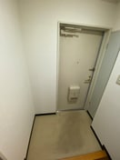 玄関 ハイデンス石川