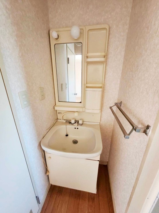 洗面 リ－ベ高部