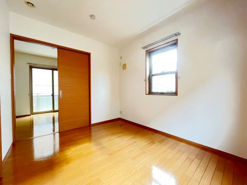 居室 シャルム湘南台