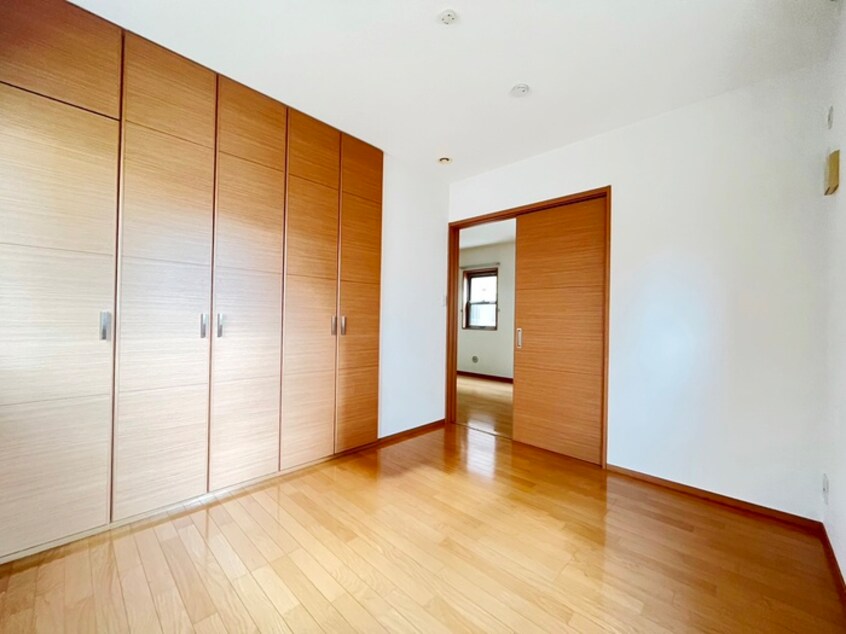 居室 シャルム湘南台