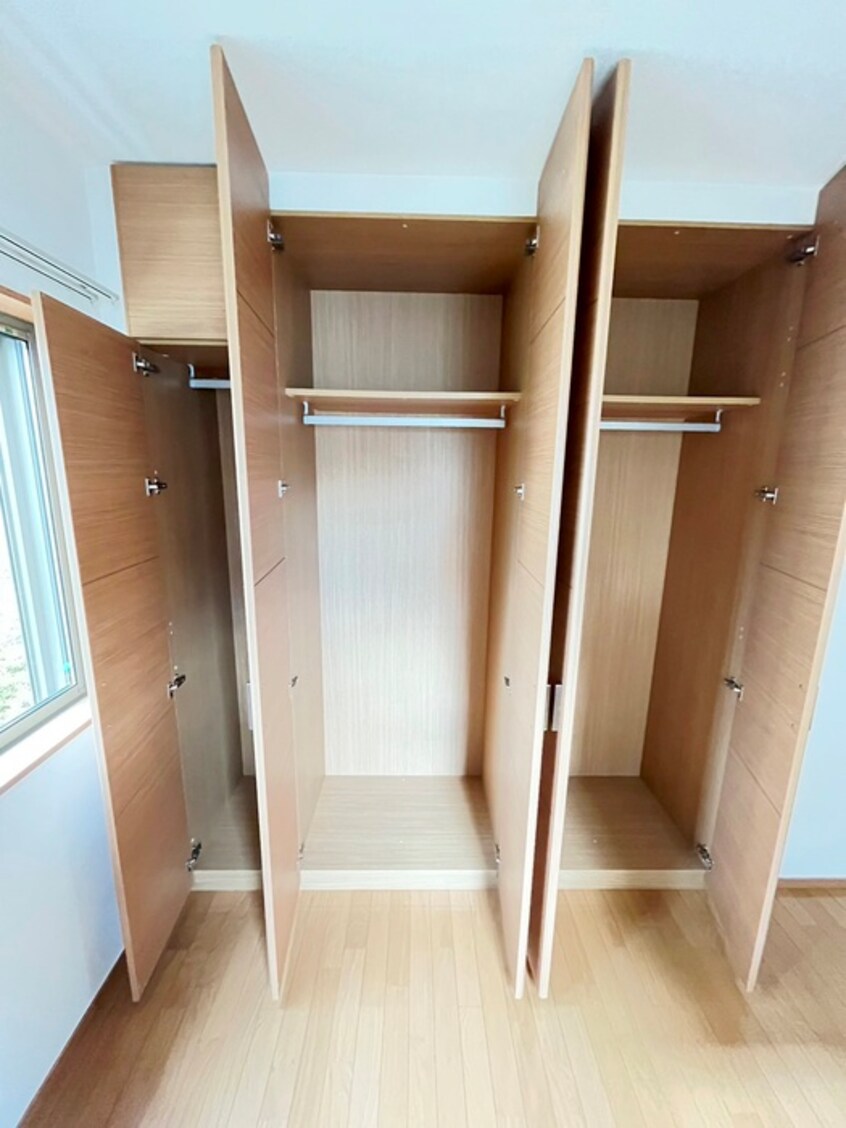 収納 シャルム湘南台