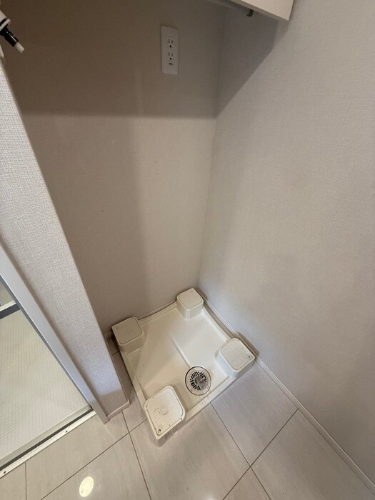 洗濯機置場 ﾊﾟｰｸﾎｰﾑｽﾞ落合南長崎（207）