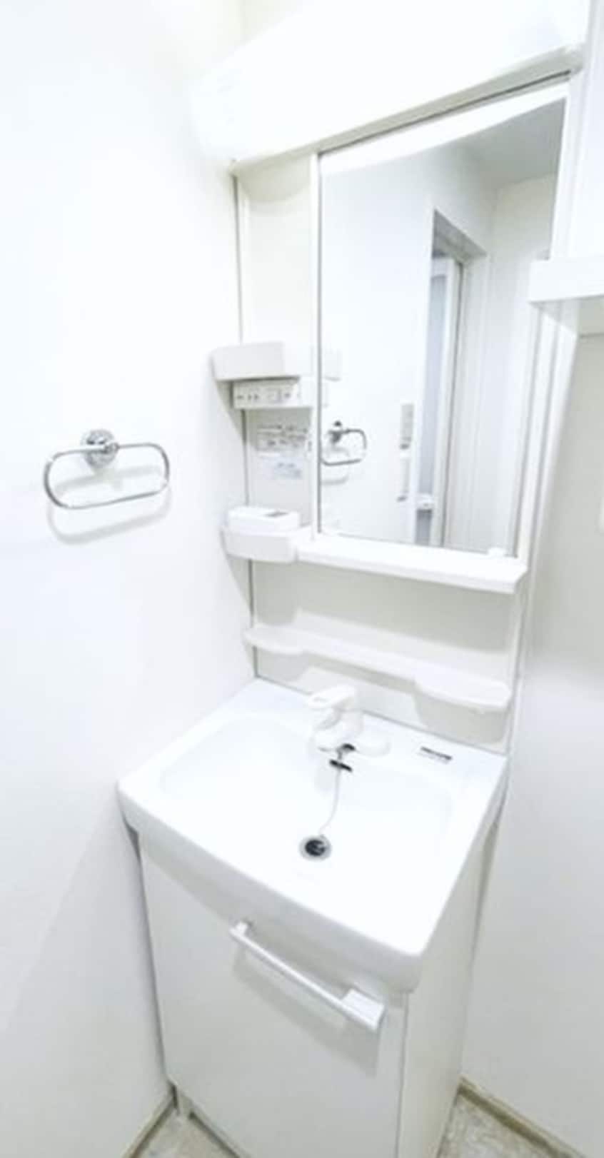 洗面 アクシーズグランデ浦和東仲町Ｓ