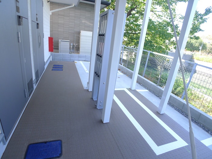 エントランス部分 リブリ・稲毛海岸