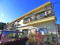 ＨＯＵＳＥ  ＢＩＳＫＡＪＥＲ