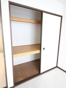 収納 ヴィレッジ　シダ－