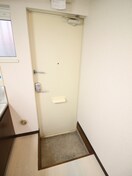 玄関 ヴィレッジ　シダ－