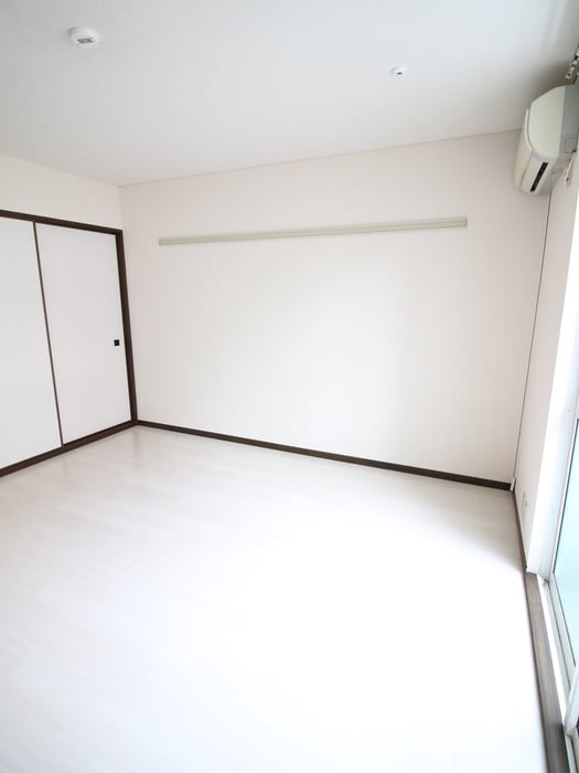 居室 ヴィレッジ　シダ－