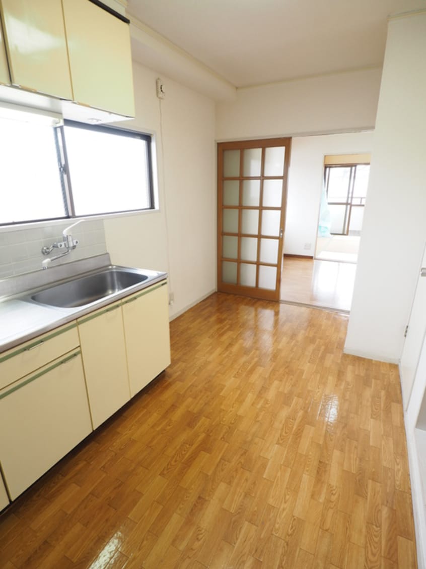 居室 ローラ中央