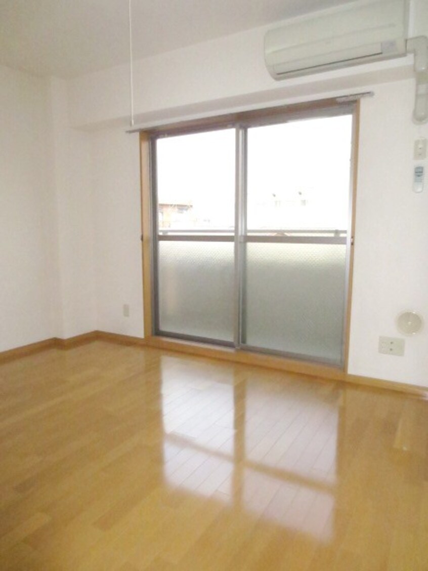 居室 シャト－ノ－ル梅島