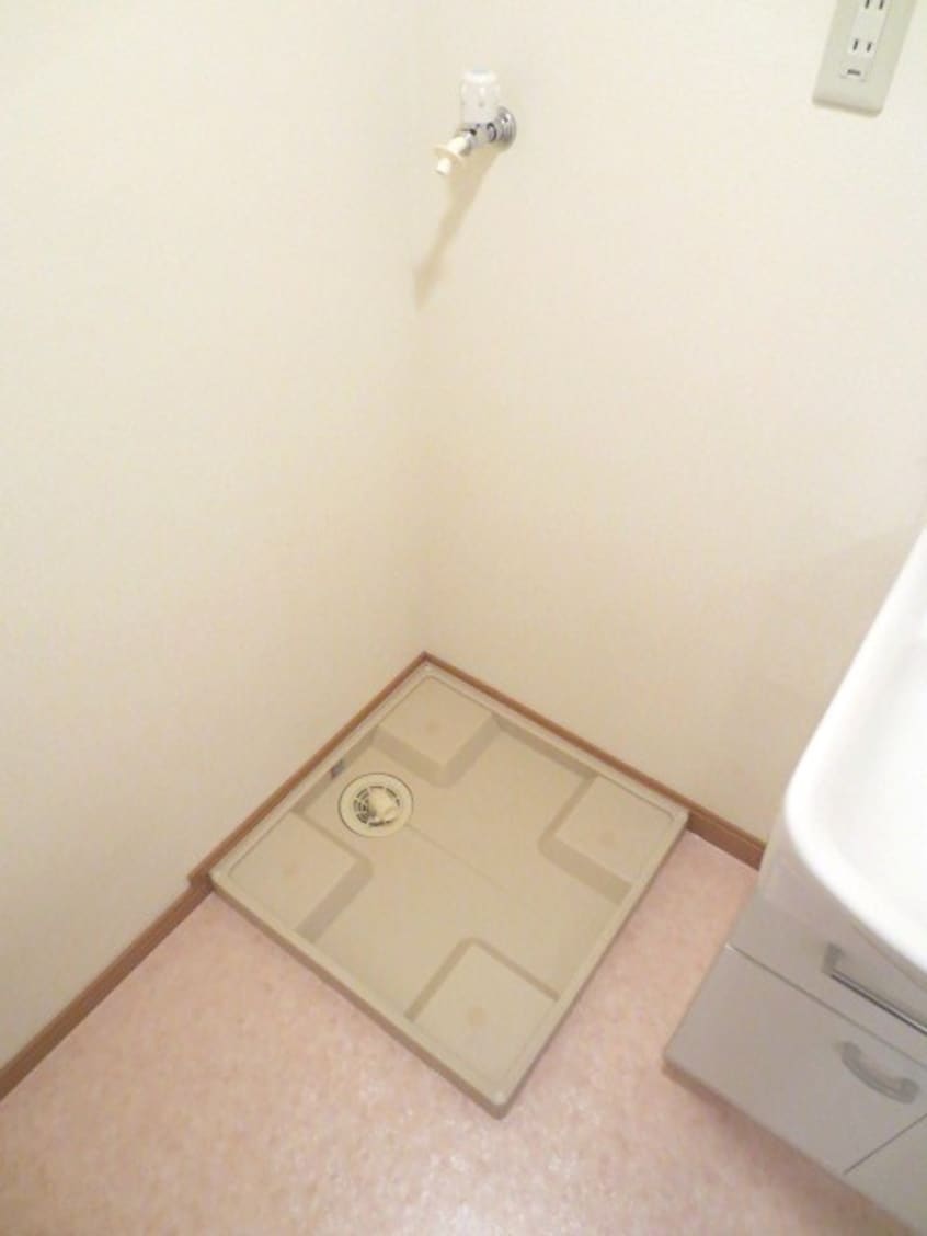 洗濯機置場 シャト－ノ－ル梅島