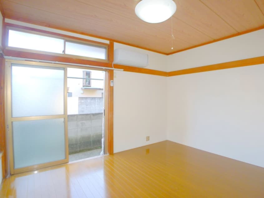 室内からの展望 アパルトイト－
